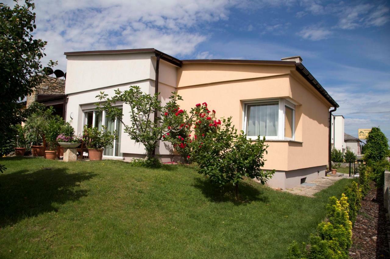 Gaestehaus Mariola Wulkaprodersdorf Luaran gambar